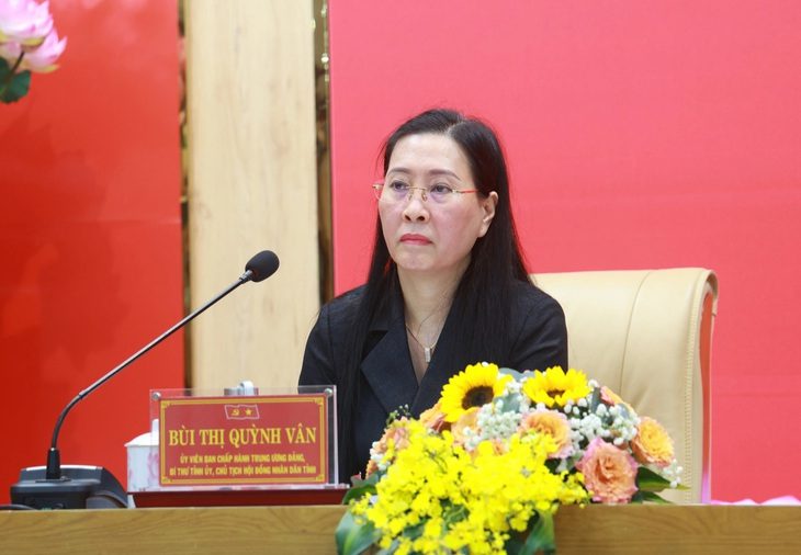 base64-1730811591007469427546 Bí thư Tỉnh ủy Quảng Ngãi đối thoại với ngư dân: Giải quyết thấu đáo các kiến nghị - Ảnh 1.