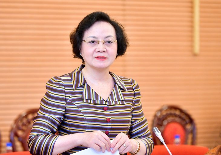 Bộ Nội vụ phản hồi ý kiến cử tri về 'cán bộ vừa giữ chức vụ mới lại phát hiện sai phạm'- Ảnh 1. Bộ trưởng Bộ Nội vụ Phạm Thị Thanh Trà - Ảnh: GIA HÂN